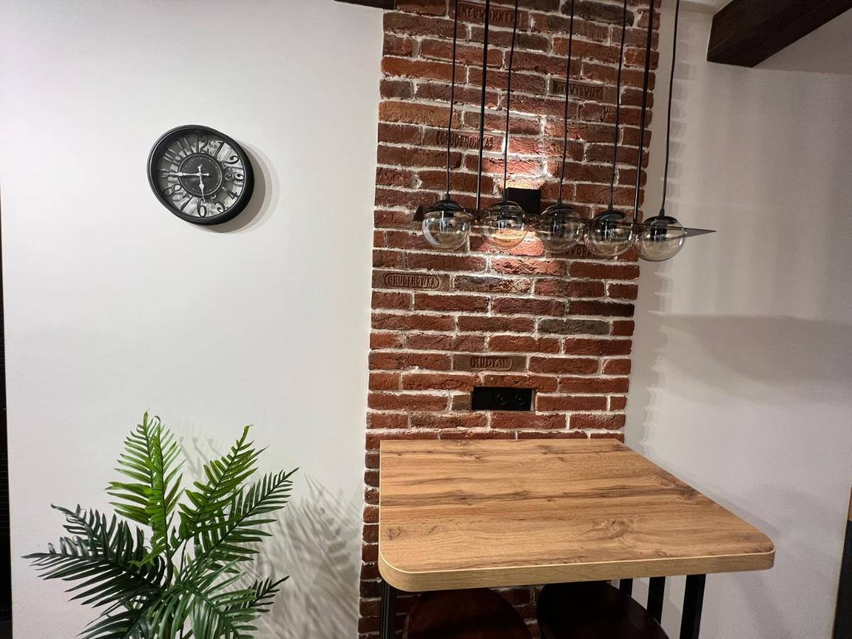 Cozy Loft На Староєврейській 24 Львов Экстерьер фото